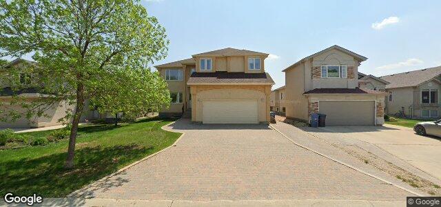 Photo of 83 Calderwood Bay in Winnipeg, Manitoba