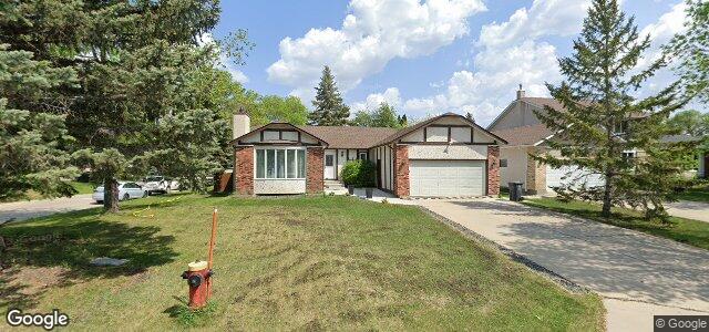 Photo of 86 Brentlawn Boulevard in Winnipeg, Manitoba