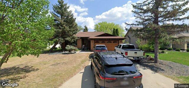 90 Groveland Bay（加拿大曼尼托巴省温尼伯市）房屋照片