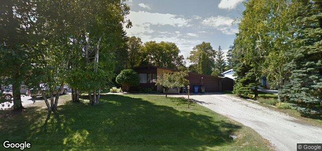 136 Mcquaker Drive（加拿大曼尼托巴省温尼伯市）房屋照片