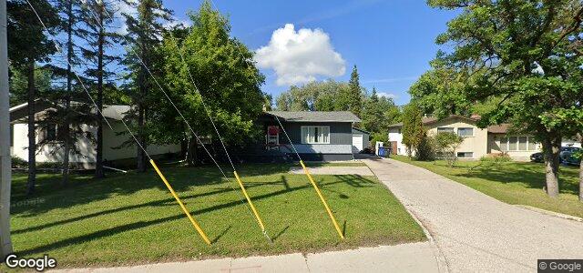 Photo of 4111 Roblin Boulevard in Winnipeg, Manitoba