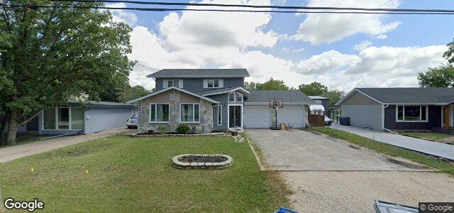 1015 Charleswood Road（加拿大曼尼托巴省温尼伯市）房屋照片