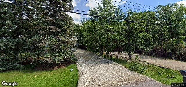 1061 Charleswood Road（加拿大曼尼托巴省温尼伯市）房屋照片