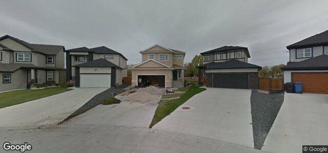 30 Kowalsky Crescent（加拿大曼尼托巴省温尼伯市）房屋照片