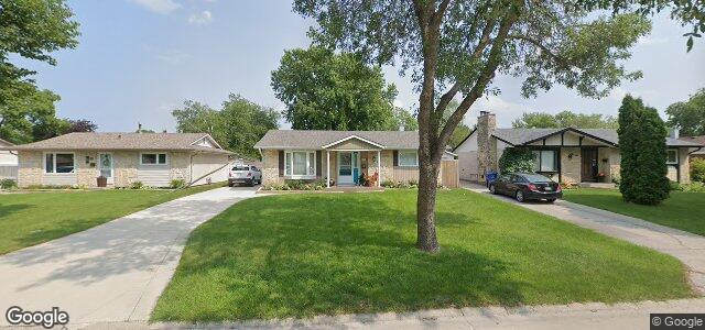 Photo of 10 Autumnlea Path in Winnipeg, Manitoba