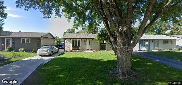 100 Summerfield Way（加拿大曼尼托巴省温尼伯市）房屋照片