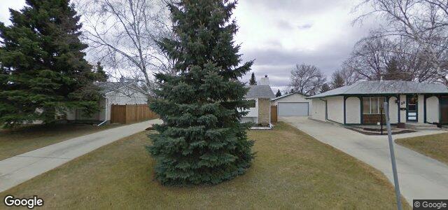 102 Morningmead Walk（加拿大曼尼托巴省温尼伯市）房屋照片