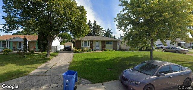 111 Morningmead Walk（加拿大曼尼托巴省温尼伯市）房屋照片