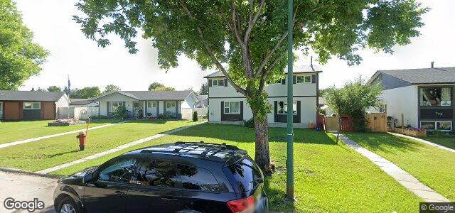 129 Summerfield Way（加拿大曼尼托巴省温尼伯市）房屋照片