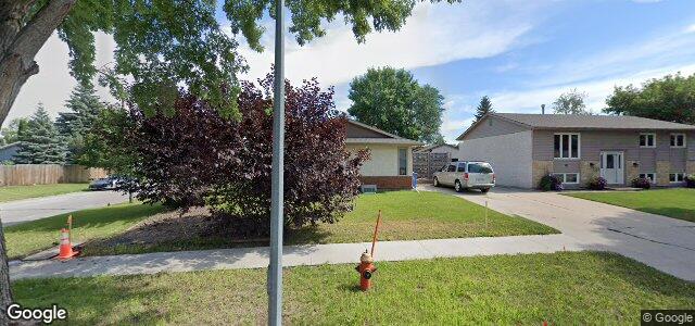 Larawan ng 14 Chornick Drive sa Winnipeg, Manitoba