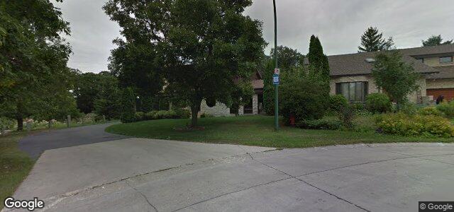 16 Uxbridge Road S（加拿大曼尼托巴省温尼伯市）房屋照片