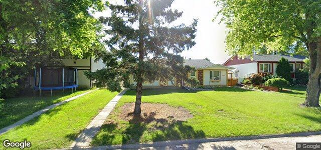 Photo of 195 Summerfield Way in Winnipeg, Manitoba