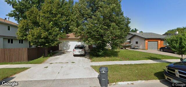 2020 Rothesay Street（加拿大曼尼托巴省温尼伯市）房屋照片