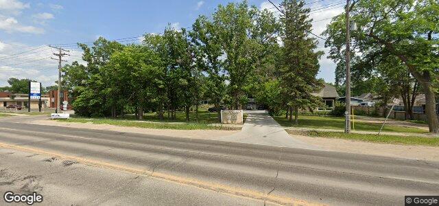 2103 Henderson Highway（加拿大曼尼托巴省温尼伯市）房屋照片