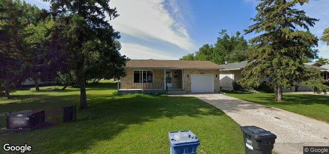 220 Knowles Avenue（加拿大曼尼托巴省温尼伯市）房屋照片