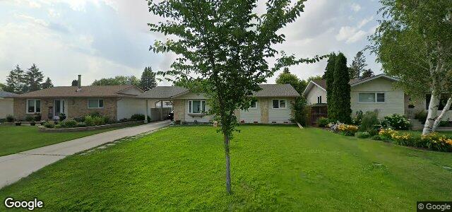 Larawan ng 23 Springlea Path sa Winnipeg, Manitoba