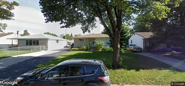 Larawan ng 245 Stuart Avenue sa Winnipeg, Manitoba