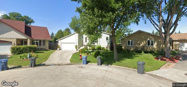 Photo of 30 Leatherwood Crescent in Winnipeg, Manitoba