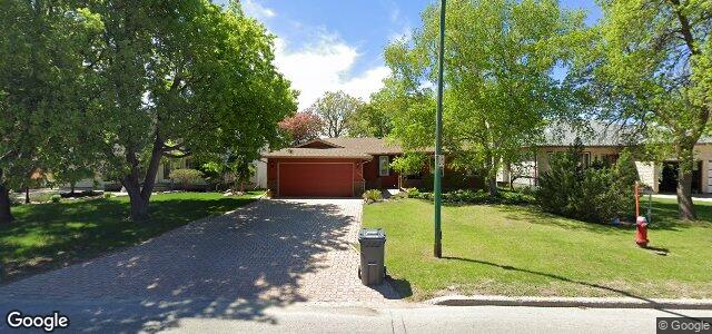 302 Mcivor Avenue（加拿大曼尼托巴省温尼伯市）房屋照片