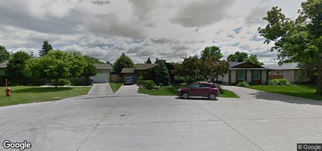 31 Edith Bay（加拿大曼尼托巴省温尼伯市）房屋照片