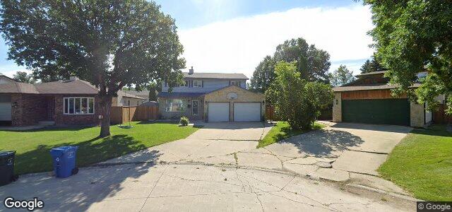 32 Charles Hawkins Bay（加拿大曼尼托巴省温尼伯市）房屋照片