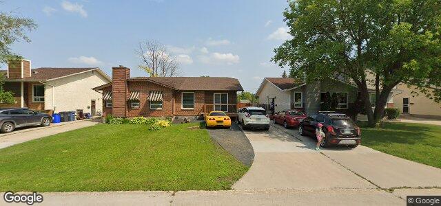 32 Malcana Street（加拿大曼尼托巴省温尼伯市）房屋照片