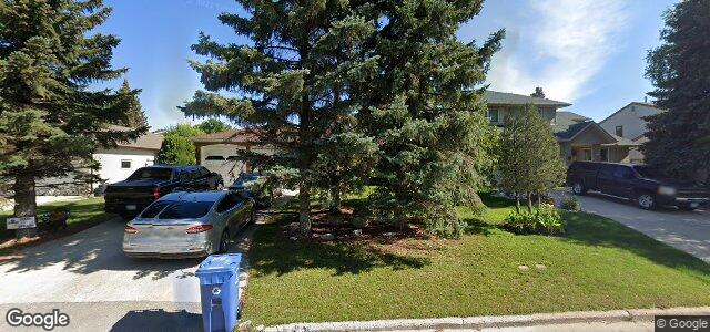 Photo of 421 Bonner Avenue in Winnipeg, Manitoba