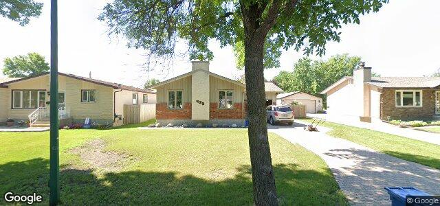 432 Knowles Avenue（加拿大曼尼托巴省温尼伯市）房屋照片