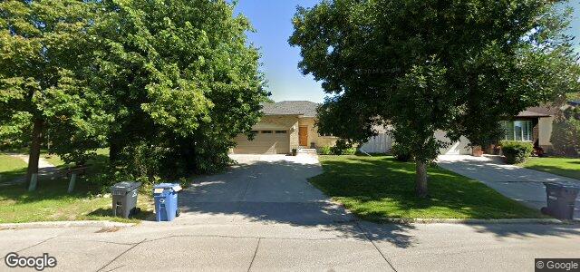 471 Headmaster Row（加拿大曼尼托巴省温尼伯市）房屋照片