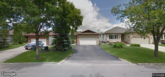 499 Headmaster Row（加拿大曼尼托巴省温尼伯市）房屋照片