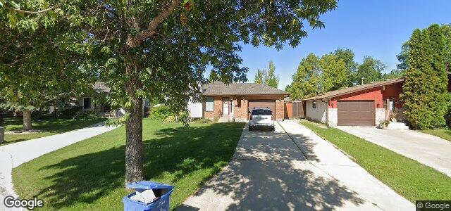 8 Charles Hawkins Bay（加拿大曼尼托巴省温尼伯市）房屋照片