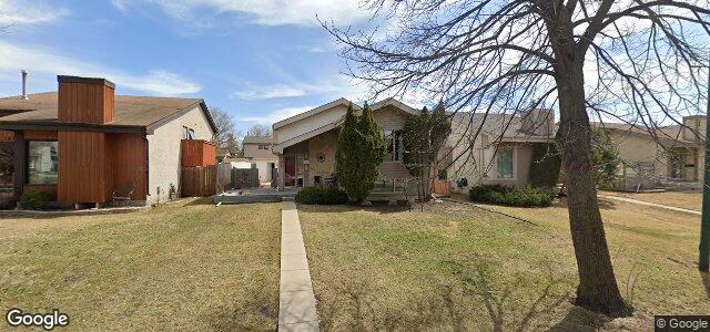 102 Pately Crescent（加拿大曼尼托巴省温尼伯市）房屋照片