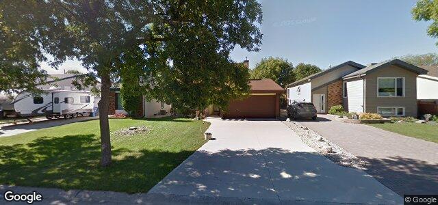 130 Alburg Drive（加拿大曼尼托巴省温尼伯市）房屋照片