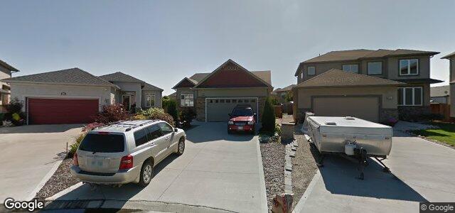 132 Farnsworth Crescent（加拿大曼尼托巴省温尼伯市）房屋照片