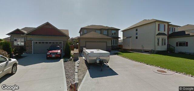 136 Farnsworth Crescent（加拿大曼尼托巴省温尼伯市）房屋照片