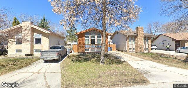 Photo of 14 Elsbury Bay in Winnipeg, Manitoba