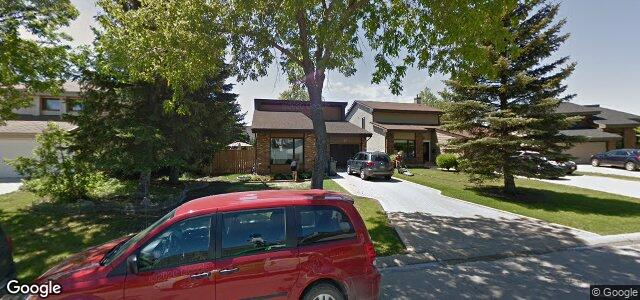 Photo of 15 Pately Crescent in Winnipeg, Manitoba