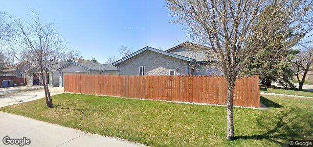 150 Willowbend Crescent（加拿大曼尼托巴省温尼伯市）房屋照片