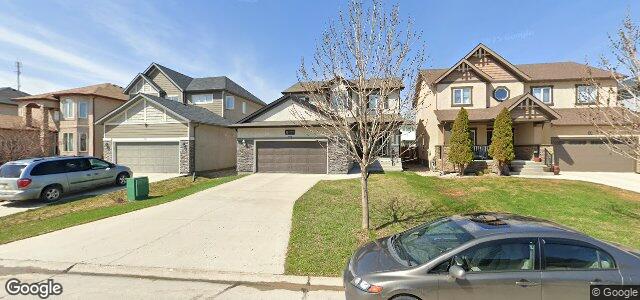 16 Farnsworth Crescent（加拿大曼尼托巴省温尼伯市）房屋照片