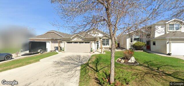 16 Gobert Crescent（加拿大曼尼托巴省温尼伯市）房屋照片