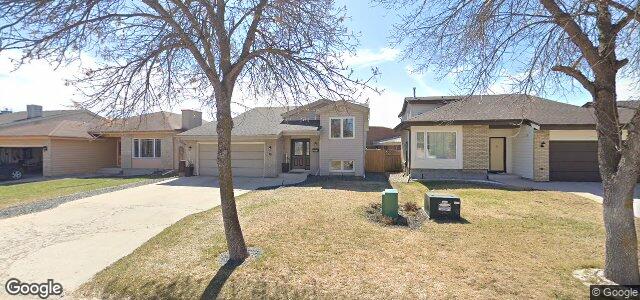 18 Healy Crescent（加拿大曼尼托巴省温尼伯市）房屋照片