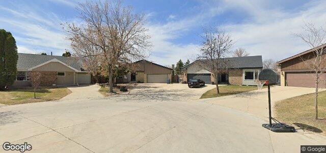 22 Kinsbourne Green（加拿大曼尼托巴省温尼伯市）房屋照片