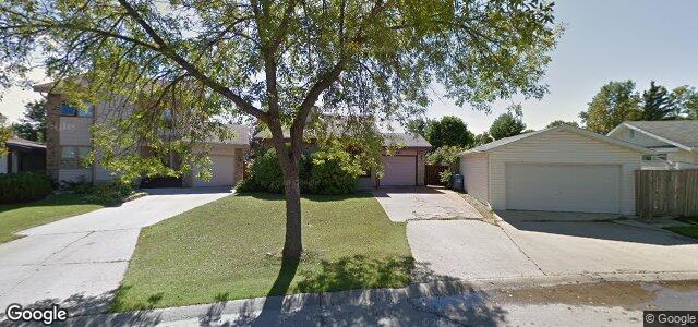 221 Ashford Drive（加拿大曼尼托巴省温尼伯市）房屋照片