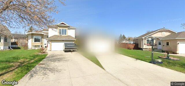 24 Gobert Crescent（加拿大曼尼托巴省温尼伯市）房屋照片