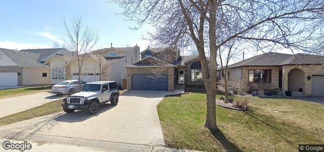 26 Cummings Crescent（加拿大曼尼托巴省温尼伯市）房屋照片