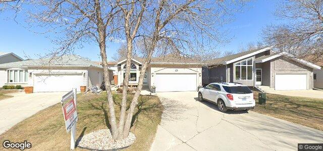 31 Cummings Crescent（加拿大曼尼托巴省温尼伯市）房屋照片