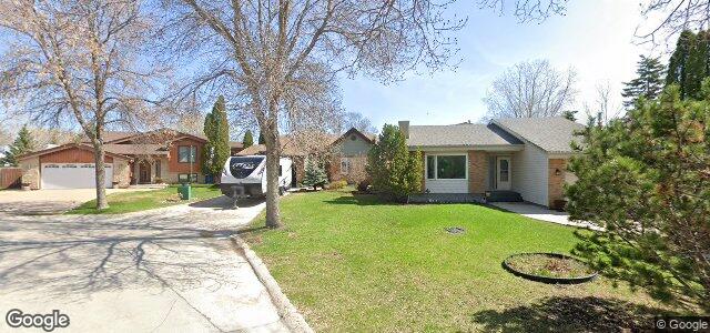 Photo of 71 Poitras Place in Winnipeg, Manitoba