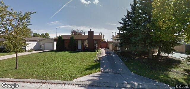 Larawan ng 74 Southwalk Bay sa Winnipeg, Manitoba