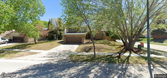 142 Barker Boulevard（加拿大曼尼托巴省温尼伯市）房屋照片