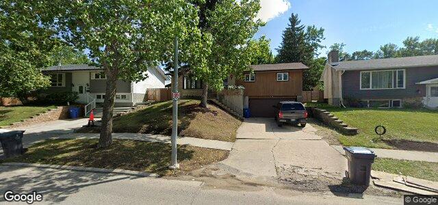 154 Barker Boulevard（加拿大曼尼托巴省温尼伯市）房屋照片